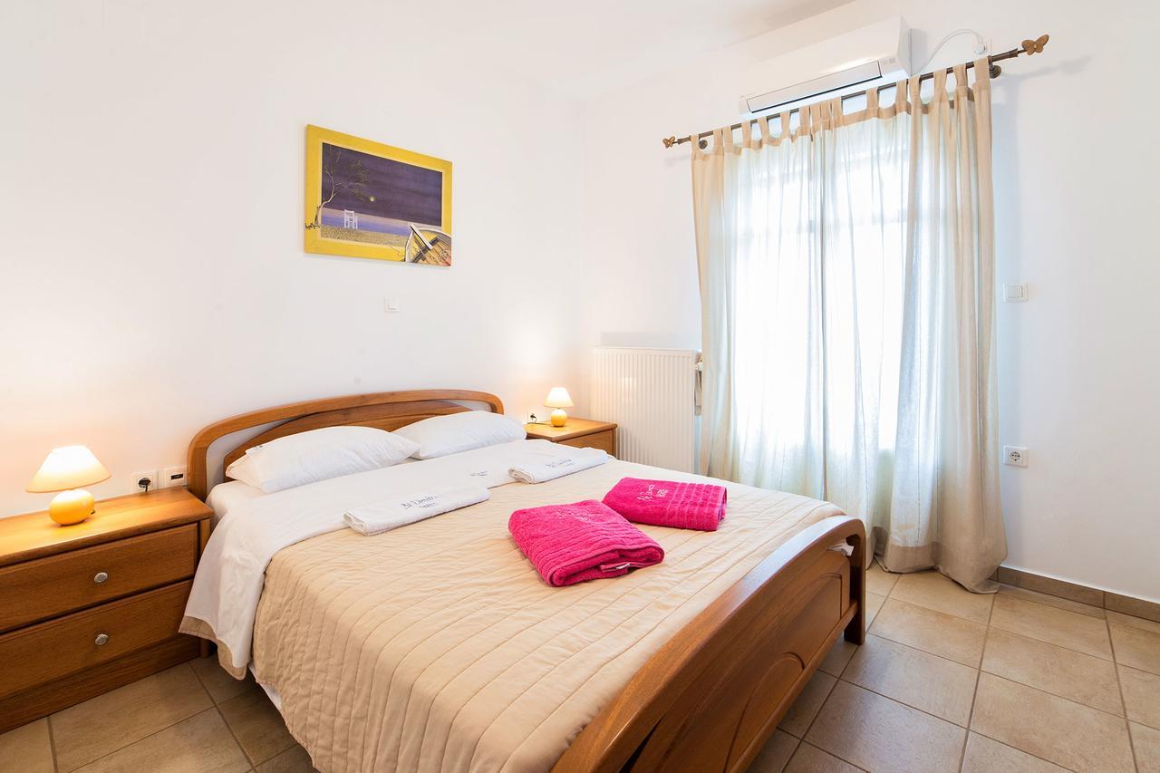 Villa San Dimitrio House On The Beach Logaras Exterior photo